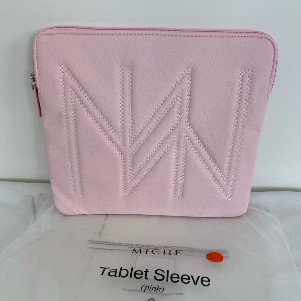 MICHE Pink Embossed Cushioned Tablet Sleeve - Floral Inside - NEW + Free Gift!!